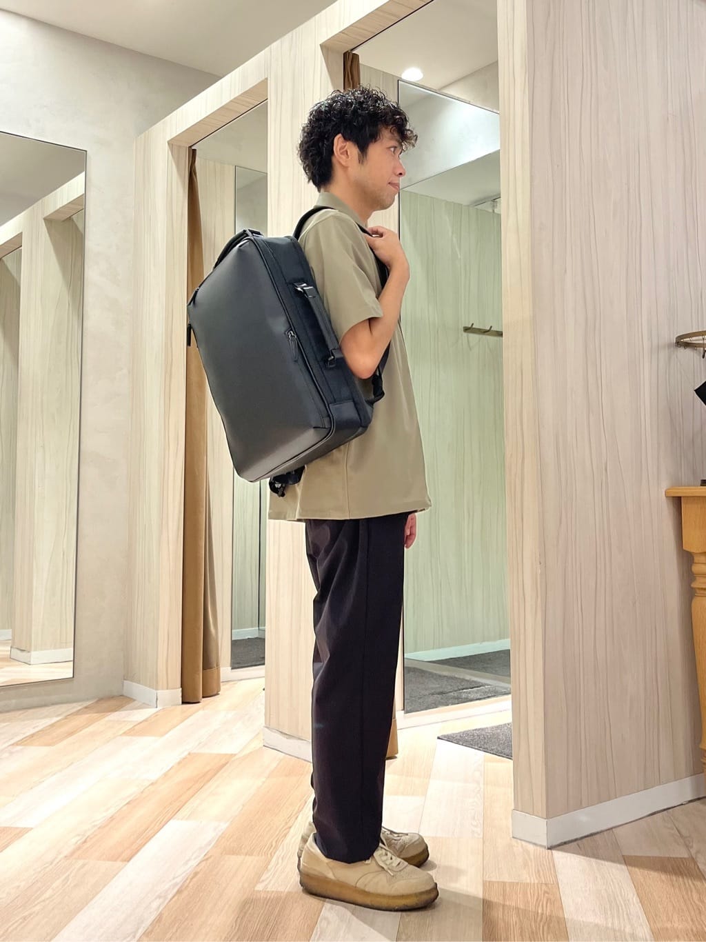 URAさんの「TAKEO KIKUCHI｜【COOL CITY WEAR】エアートール オープンカラーシャツ /接触冷感・通気性」を使ったコーディネート