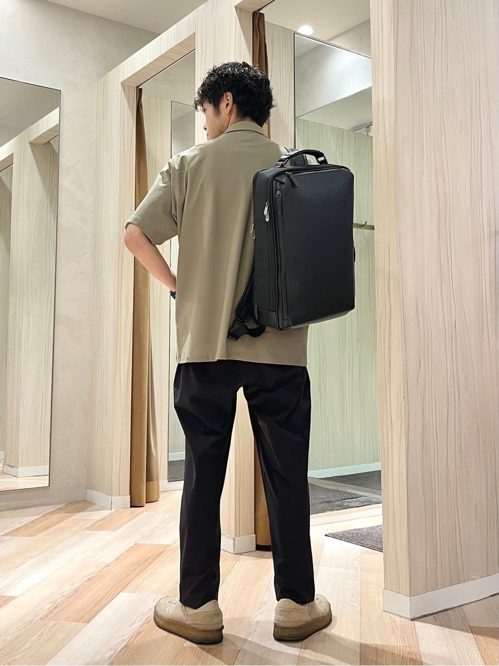 URAさんの「TAKEO KIKUCHI｜【COOL CITY WEAR】エアートール オープンカラーシャツ /接触冷感・通気性」を使ったコーディネート