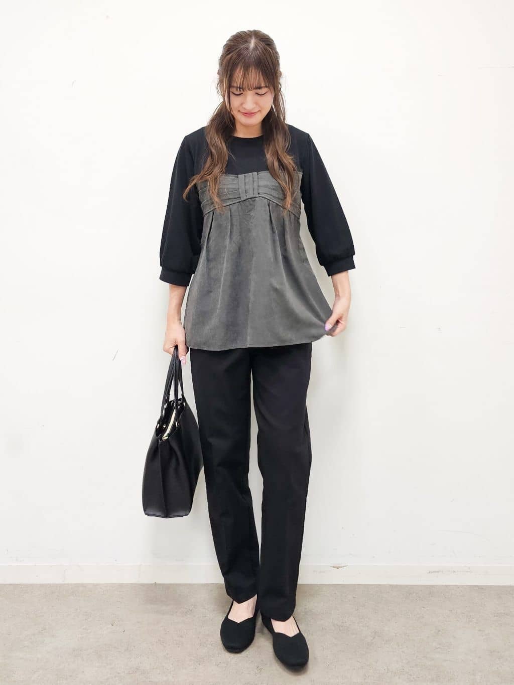ゆゆさんの「SHOO･LA･RUE｜【洗濯機可/S-3L/美脚シルエット】通勤・セレモニーにも　きちんと見えする ソフトスティックパンツ」を使ったコーディネート