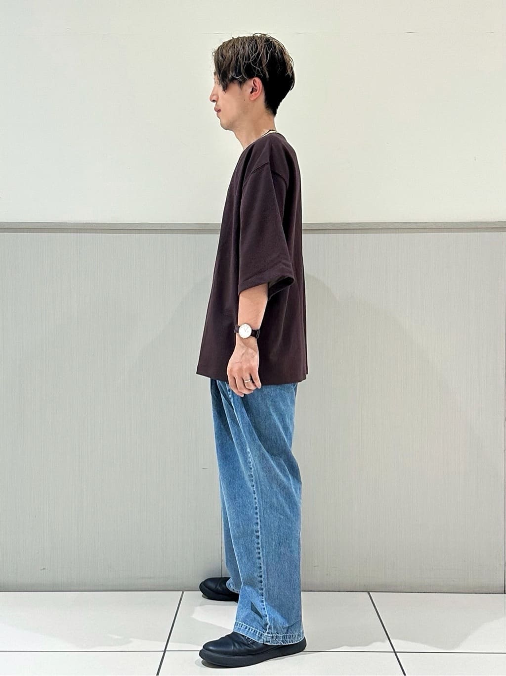tomoyaさんの「THE SHOP TK｜配色刺繍6分袖Tシャツ 【ビッグシルエット／洗濯機OK】」を使ったコーディネート