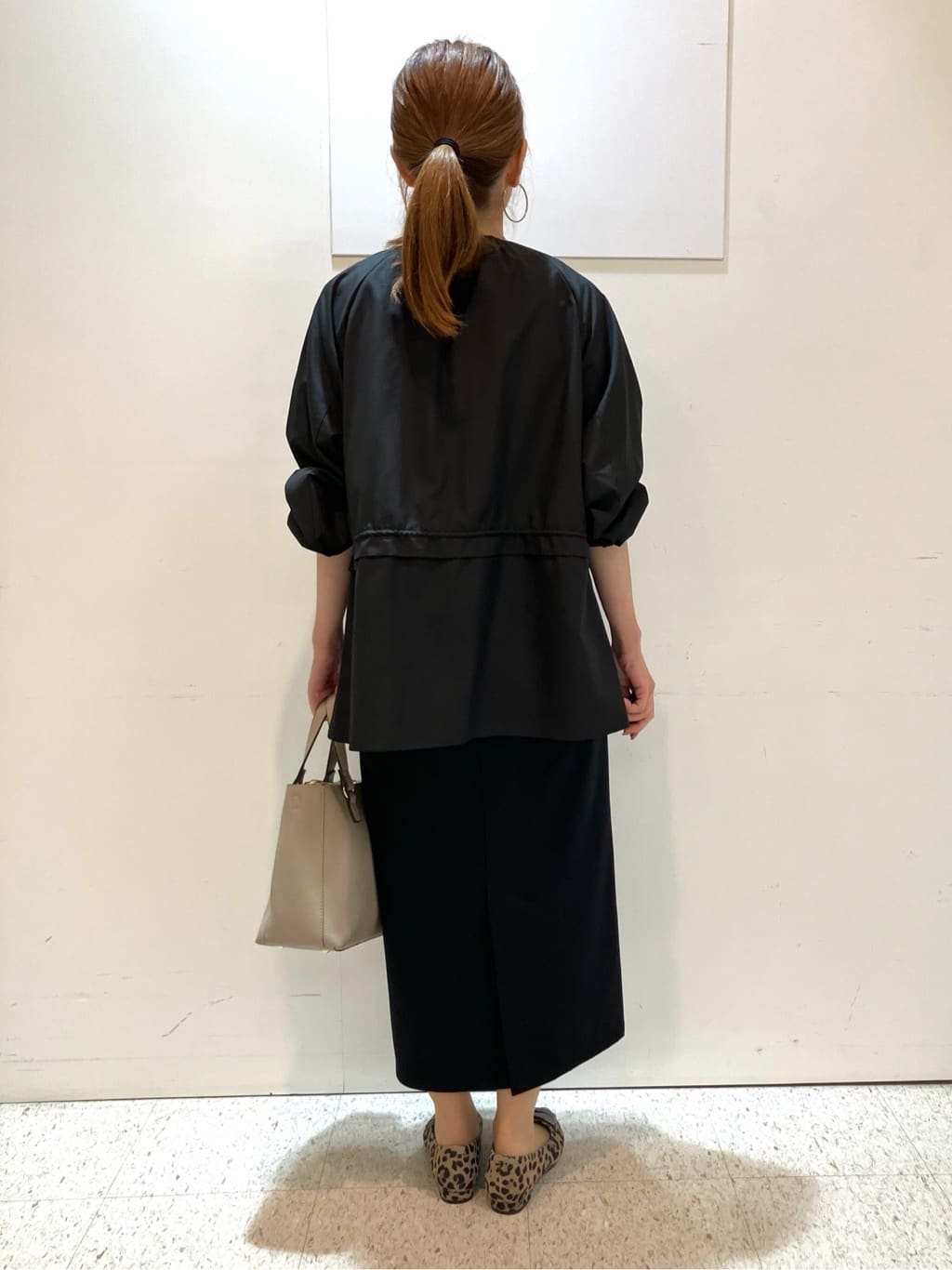 kozuさんの「Reflect｜【選べる7色◎／手洗い可／二の腕カバー】半袖ニット」を使ったコーディネート