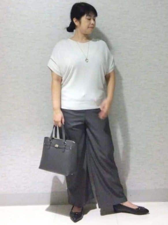 sakoさんの「Reflect｜【ウエスト総ゴム／セットアップ／単品使いOK◎】ベスト＋ストレートパンツセット」を使ったコーディネート