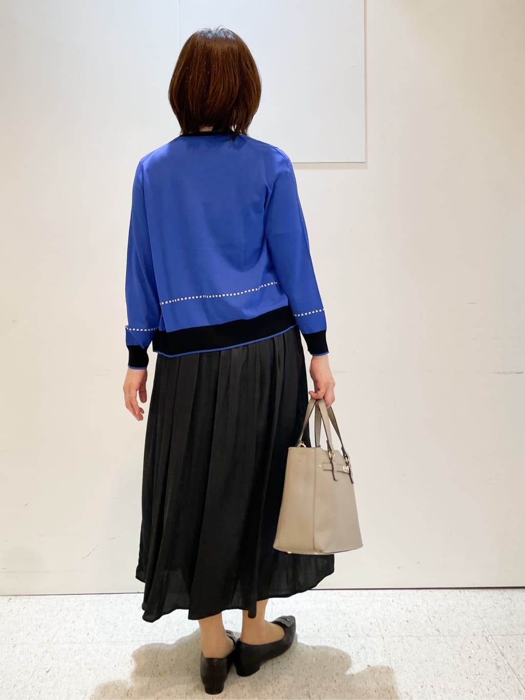めいさんの「Reflect｜【WEB先行カラーあり／手洗い可／アンサンブル可】バイカラーカーディガン」を使ったコーディネート