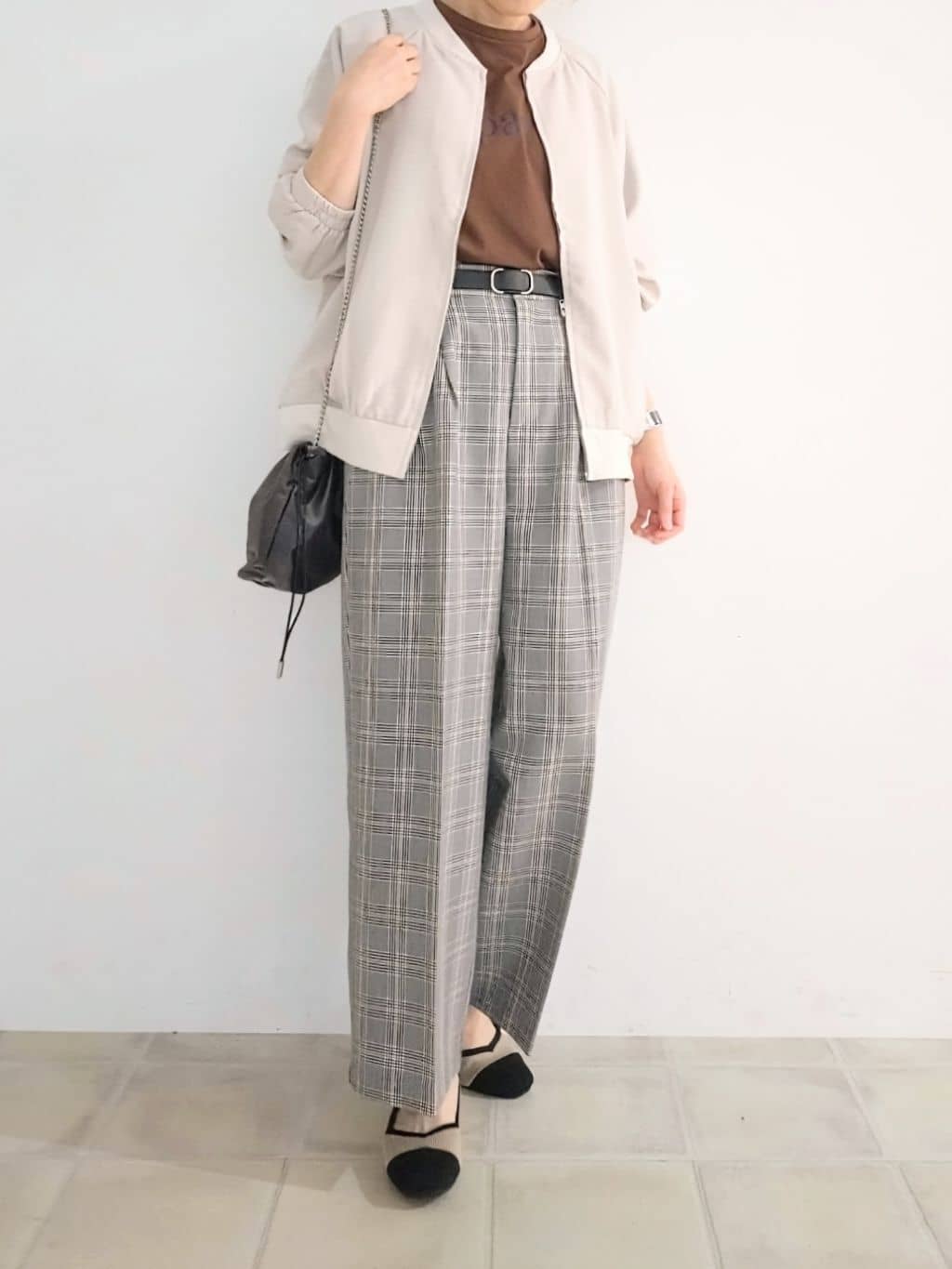 miomioさんの「SHOO･LA･RUE｜【洗濯機可/S-LL】さっと羽織れる 軽量リブブルゾン」を使ったコーディネート