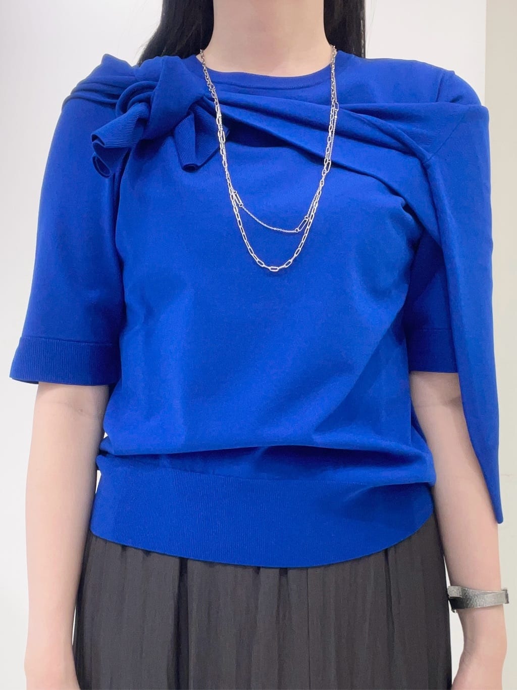 moeさんの「UNTITLED｜【アンサンブル可/薄手】ベーシッククルーネックカーディガン」を使ったコーディネート