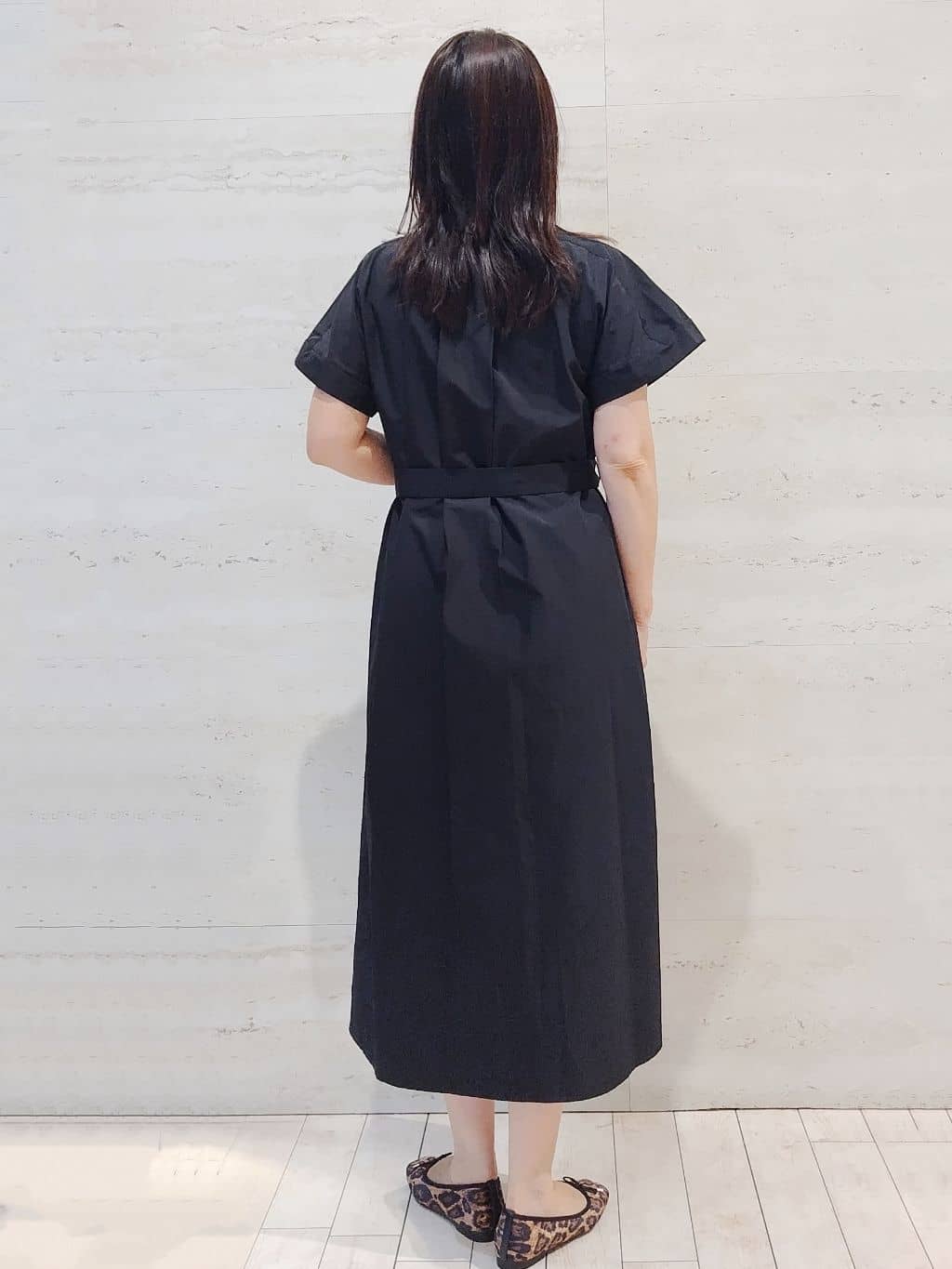 よしみさんの「OPAQUE.CLIP｜ダブルポケットシャツワンピース【洗濯機洗い可】」を使ったコーディネート