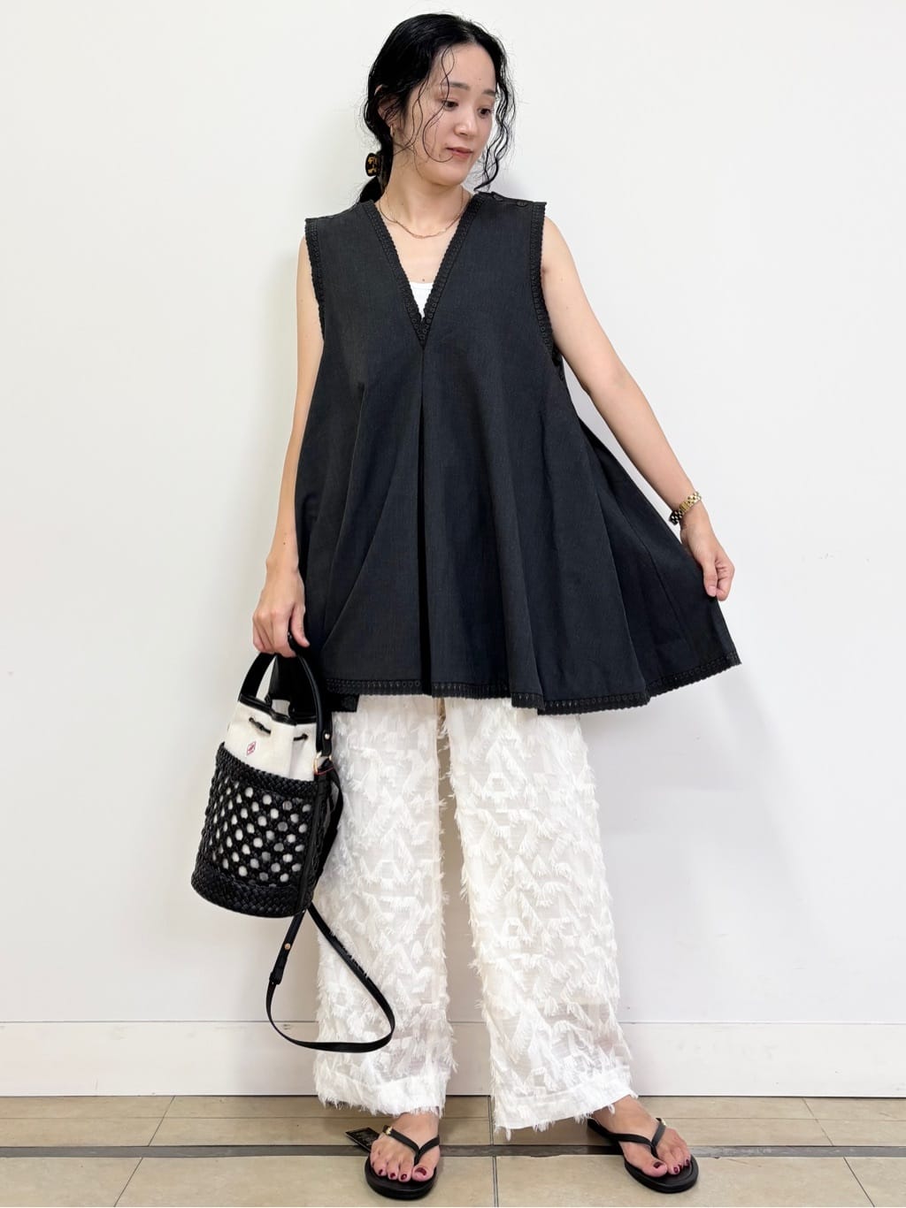 YOKOTAさんの「DRESSTERIOR｜◆【otonaMUSE5月号掲載/3WAY】メッシュ＆キャンバス バケツBAG」を使ったコーディネート