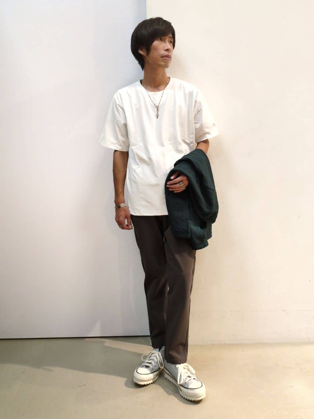 takeさんの「THE SHOP TK｜【セットでお買い得！！】長袖カーディガン＋半袖Tシャツ　洗濯機OK/吸水速乾(Tシャツのみ)」を使ったコーディネート