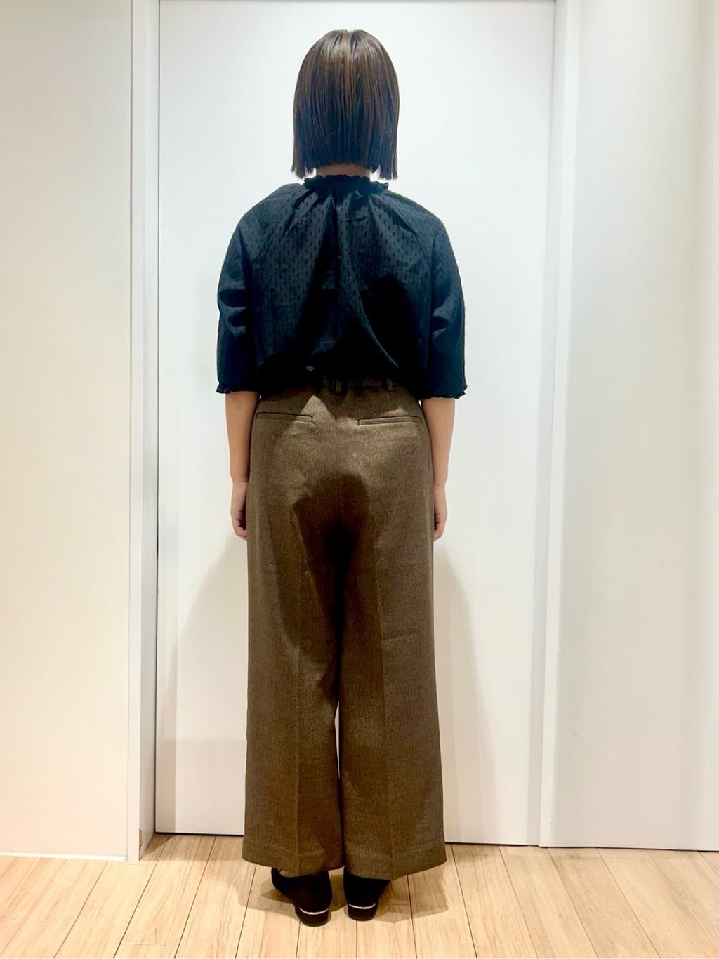 shihoさんの「grove｜【洗える】着回し優秀！フラップポケットワイドパンツ」を使ったコーディネート