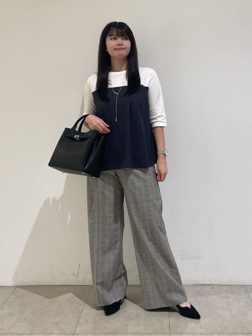 emikaさんの「INDIVI｜【褒められパンツ】ワンタックワイドパンツ」を使ったコーディネート