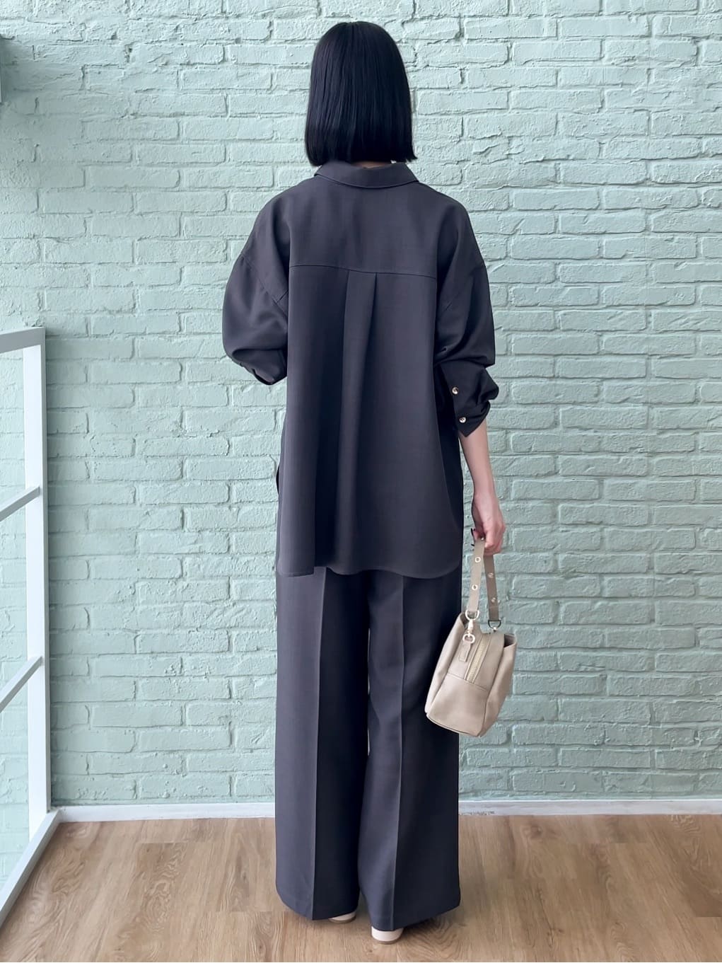 NATSUMIさんの「grove｜【カセット服/選べる着丈】洗濯機で洗えるオーバーシャツ」を使ったコーディネート