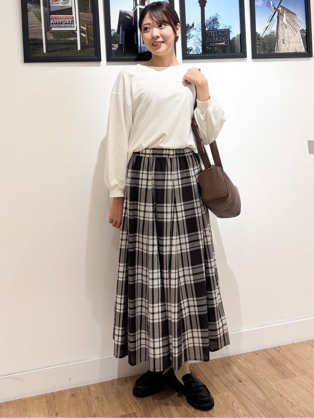 Ririkaさんの「Dessin｜【360度可愛い・洗える】バックヘンリーカットソー」を使ったコーディネート