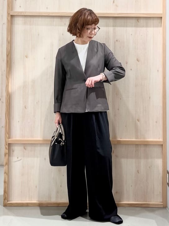 nakoさんの「THE SHOP TK｜ノーカラージャケット【セットアップ可】」を使ったコーディネート