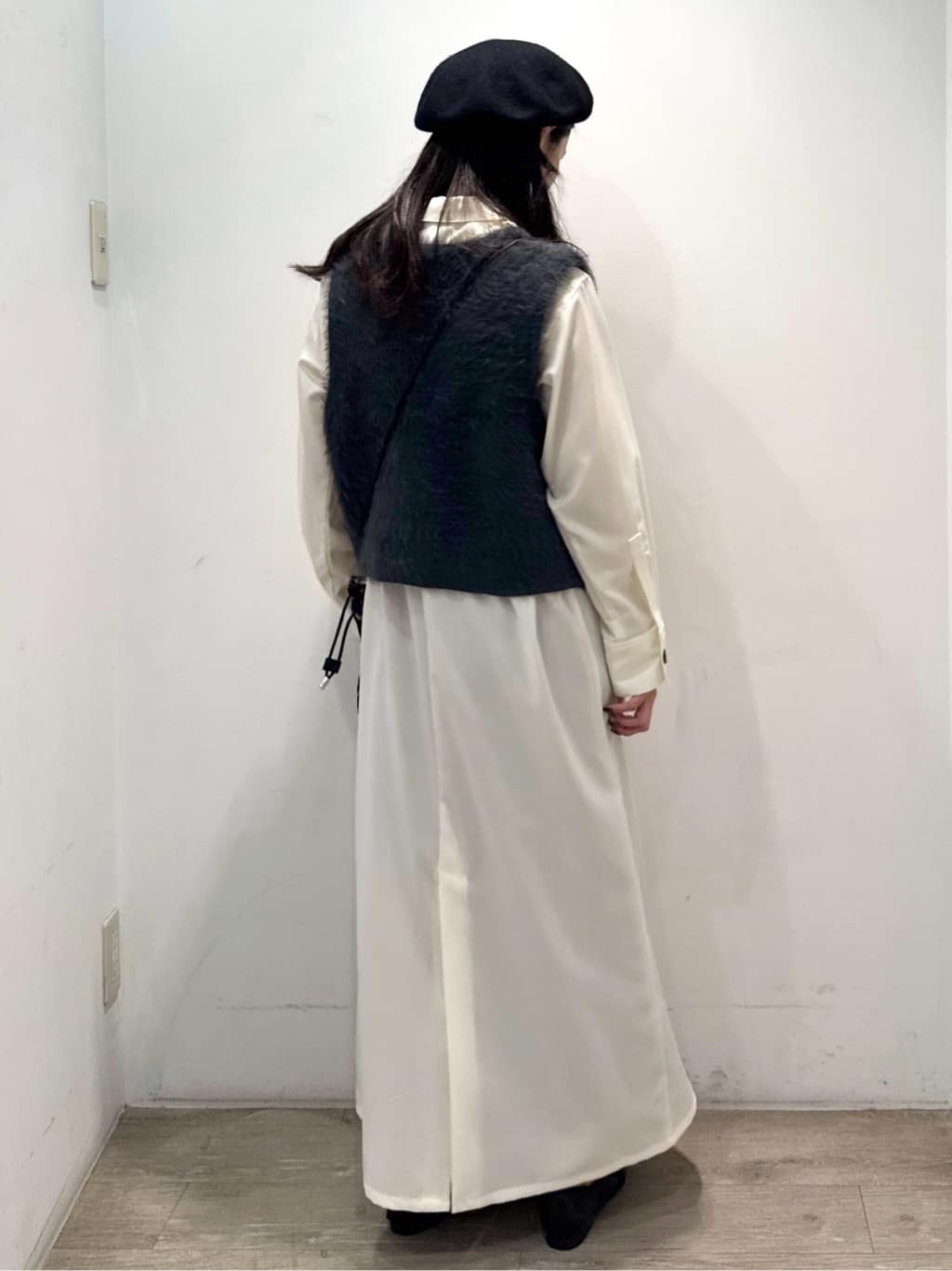 yuicciさんの「OPAQUE.CLIP｜【es】ダブルポケットロングシャツワンピース【洗濯機OK】」を使ったコーディネート