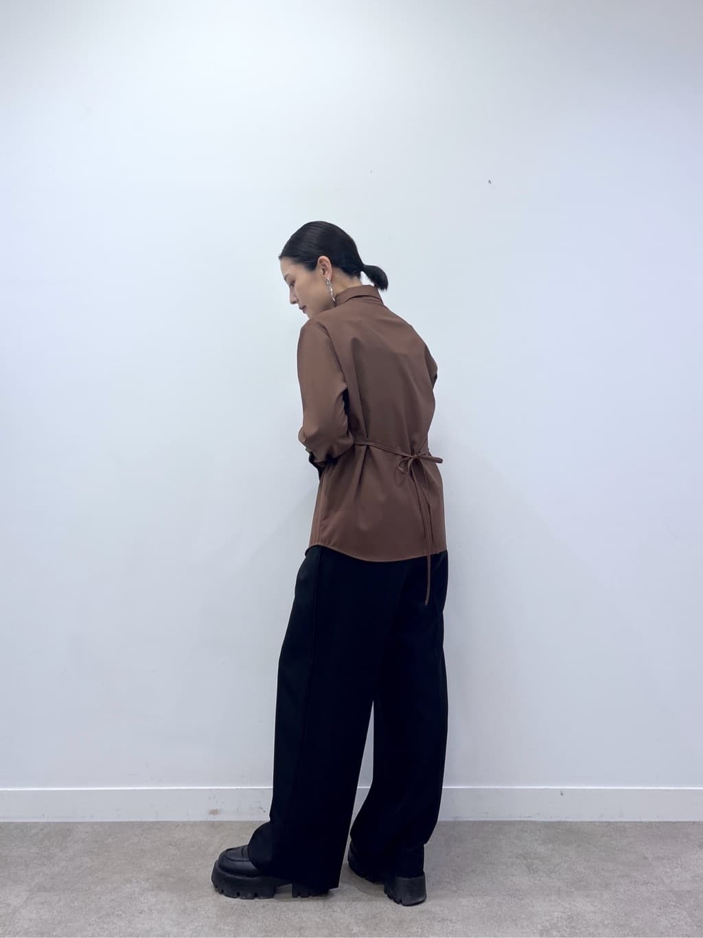 ayanoさんの「INDIVI｜アシメジレシャツ」を使ったコーディネート
