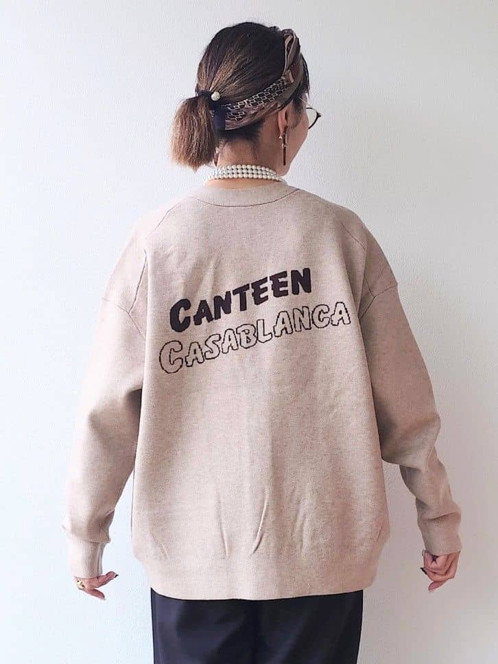 MUTSUKOさんの「UNTITLED｜【CHIGNON】CHERIE シンプルロゴTシャツ」を使ったコーディネート