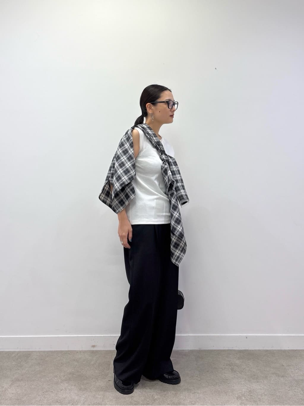 ayanoさんの「INDIVI｜キャミセットカットソー」を使ったコーディネート