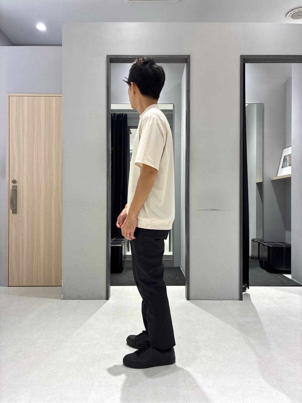 わいずみさんの「TAKEO KIKUCHI｜【COOL CITY WEAR】テーラードTシャツ /接触冷感」を使ったコーディネート