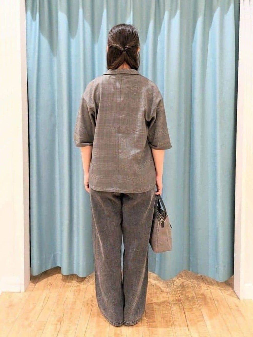 Miさんの「SHOO･LA･RUE｜【セットアップ可/洗濯後しわになりにくい】5分袖テーラードジャケット」を使ったコーディネート