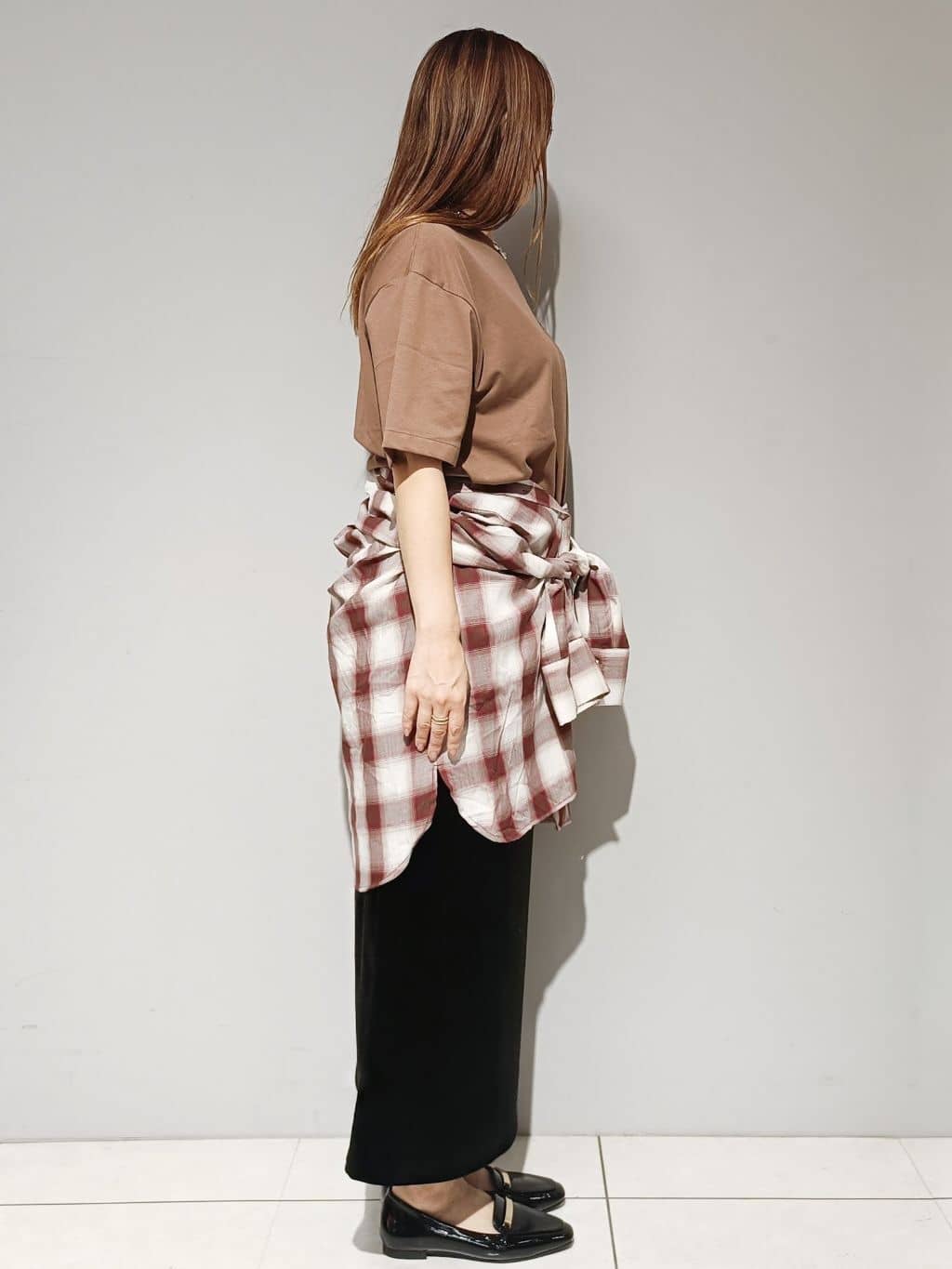 kaoriさんの「OPAQUE.CLIP｜裾ドロストTシャツ【洗濯機洗い可】」を使ったコーディネート