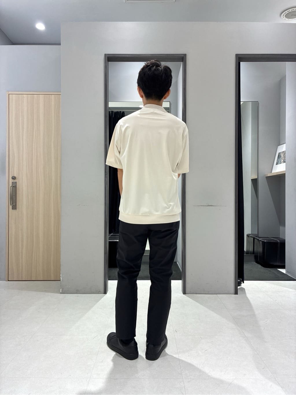わいずみさんの「TAKEO KIKUCHI｜【COOL CITY WEAR】テーラードTシャツ /接触冷感」を使ったコーディネート
