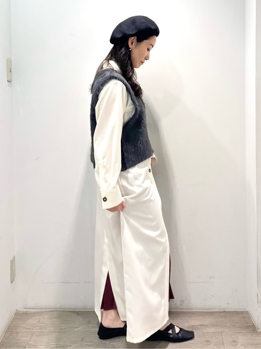 yuicciさんの「OPAQUE.CLIP｜【es】ダブルポケットロングシャツワンピース【洗濯機OK】」を使ったコーディネート