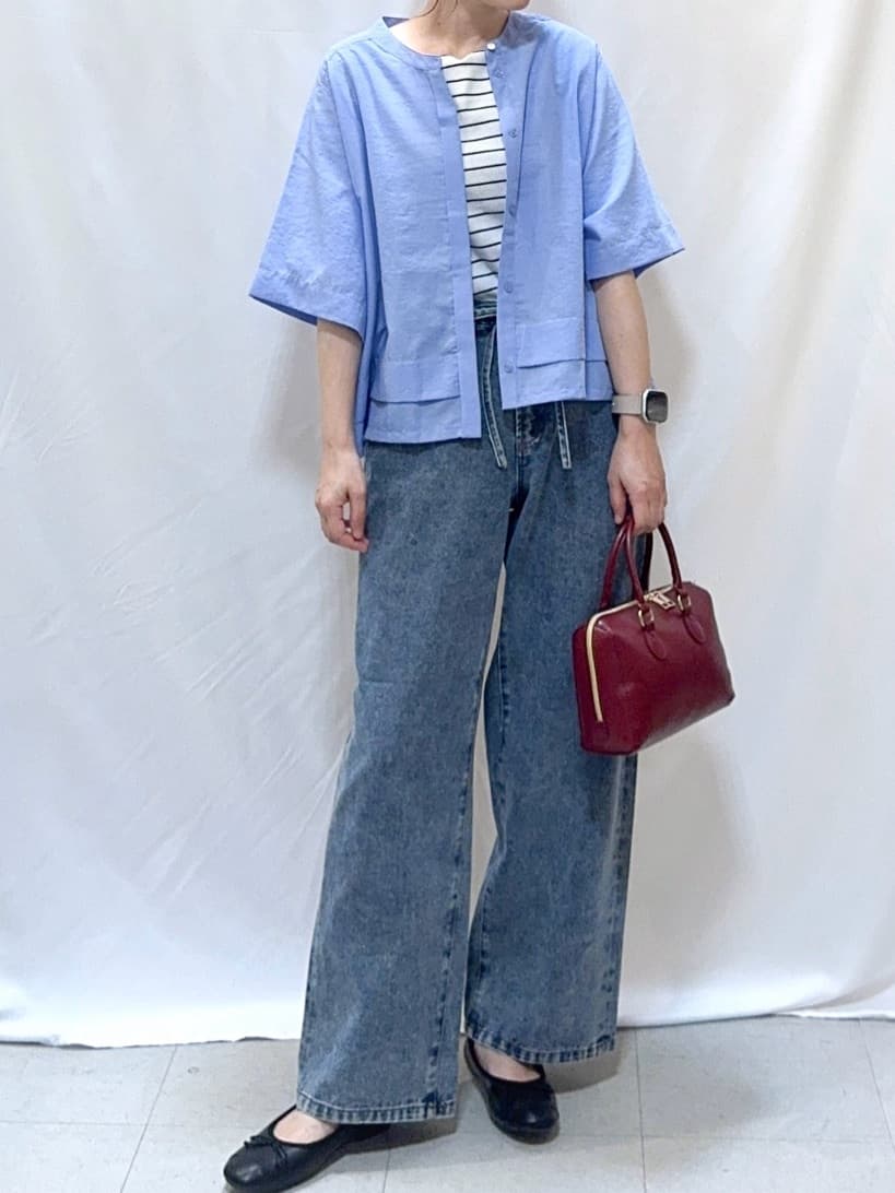 𝐇𝐢𝐫𝐨𝐦𝐢さんの「SHOO･LA･RUE｜【洗濯後しわになりにくい/UV/吸水速乾】大人きれいな バンドカラーシャツ」を使ったコーディネート