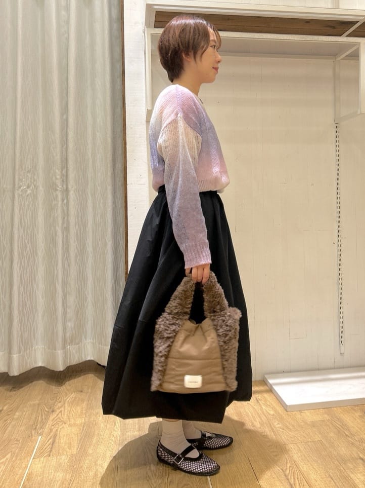 ga_riさんの「THE SHOP TK｜スペースダイ透かし編みニット」を使ったコーディネート