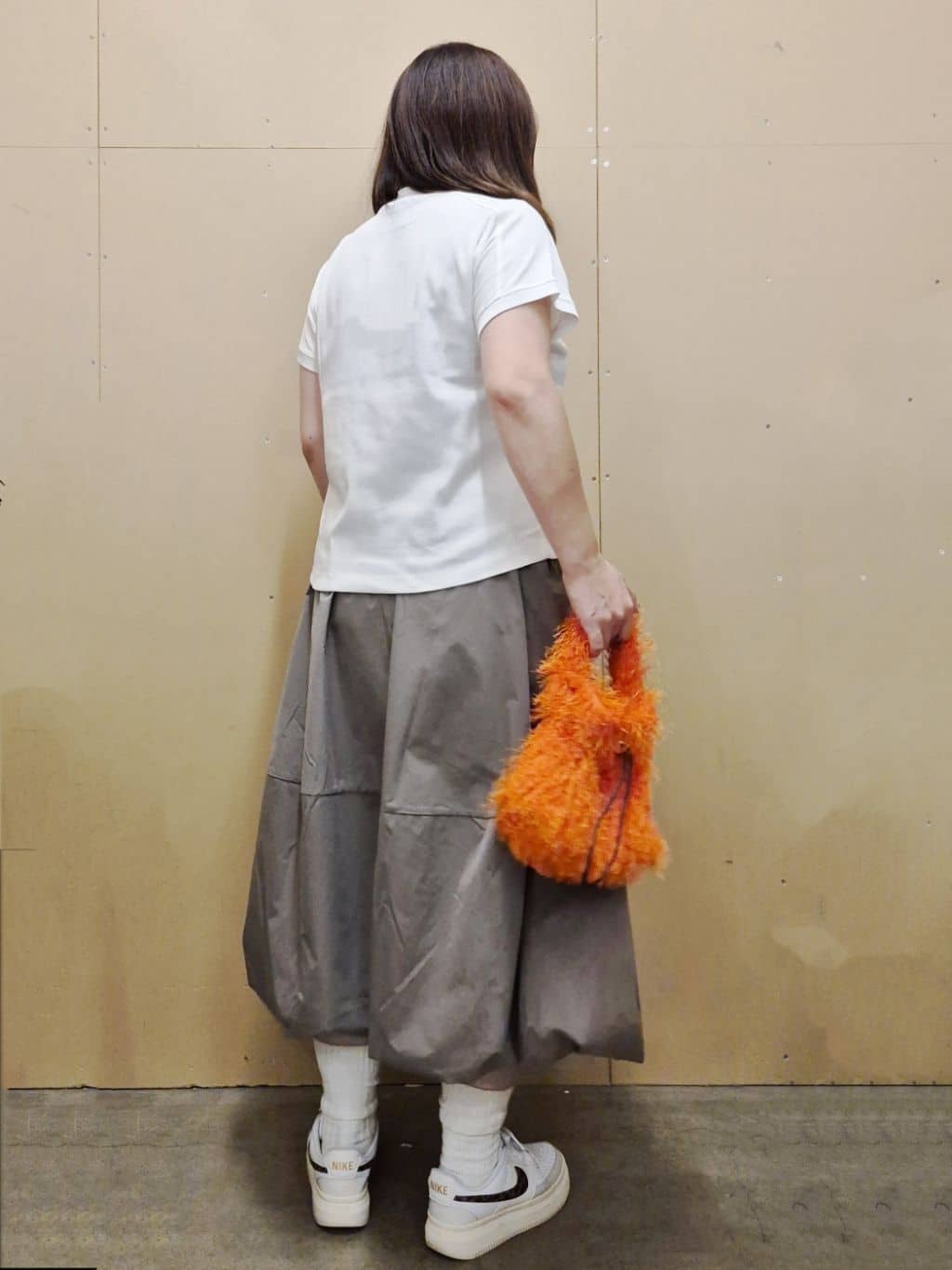 ひさえさんの「THE SHOP TK｜【汗染み防止】ラグランスリーブTシャツ【洗濯機OK/UVケア】」を使ったコーディネート