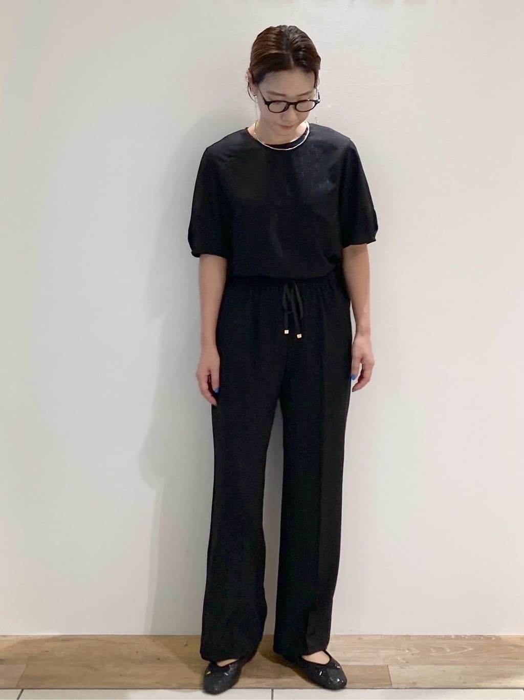 たけねぇさんの「OPAQUE.CLIP｜ラメストライプタックスリーブブラウス／セットアップ可【洗濯機洗い可／防シワ／吸水速乾】」を使ったコーディネート
