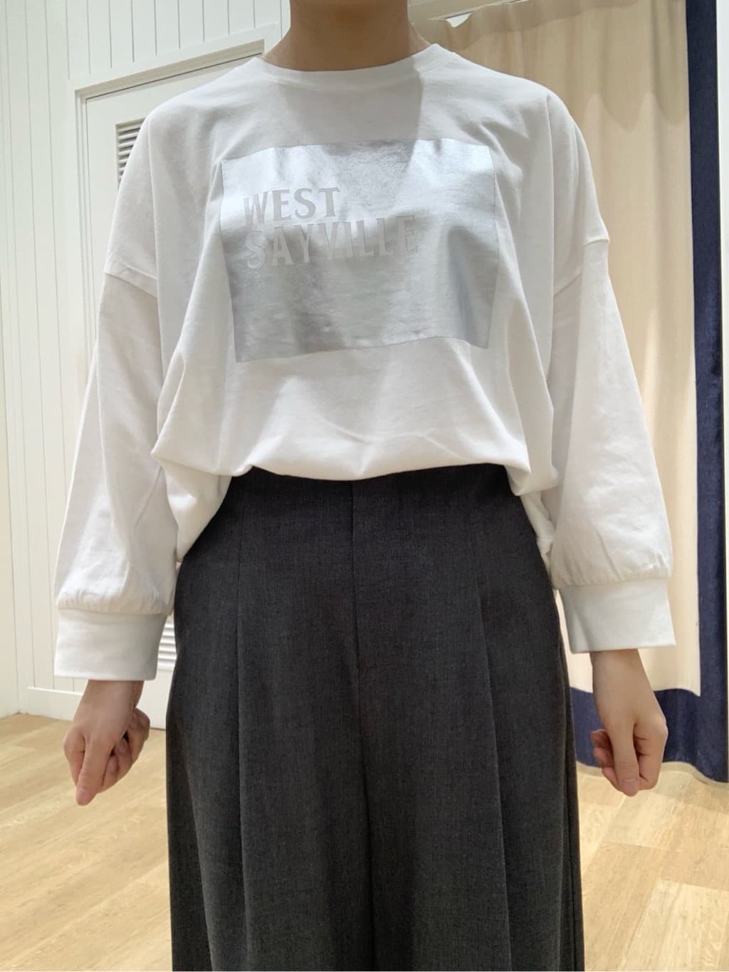 IMARIさんの「Dessin｜【洗える】箔プリントロングTシャツ」を使ったコーディネート