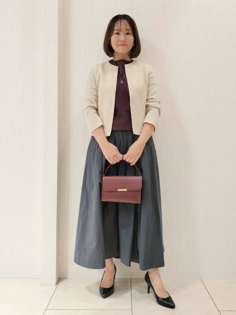 naokoさんの「UNTITLED｜【セットアップ可/エレガント】シアーチェックTブラウス」を使ったコーディネート