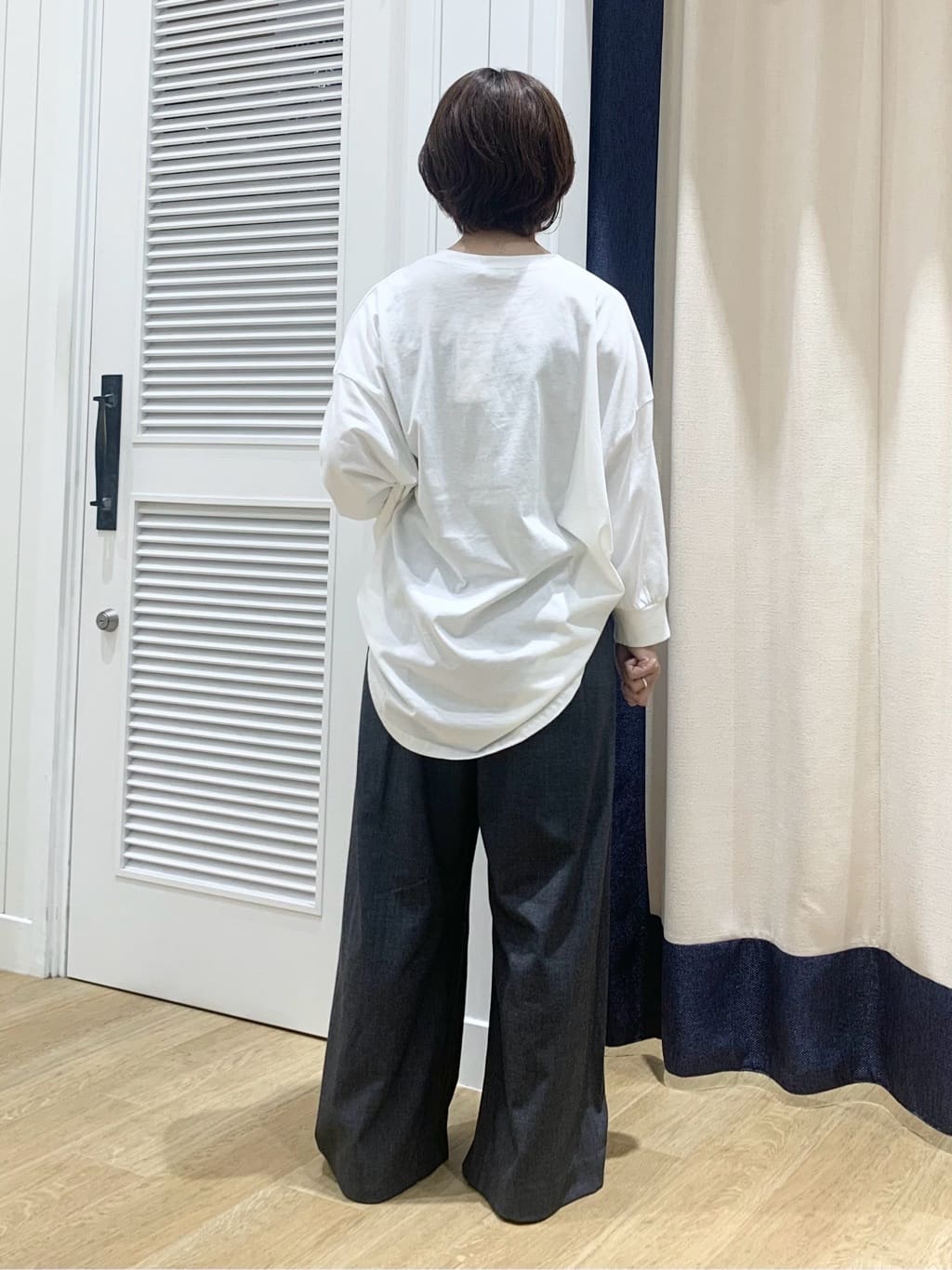 IMARIさんの「Dessin｜【洗える】箔プリントロングTシャツ」を使ったコーディネート