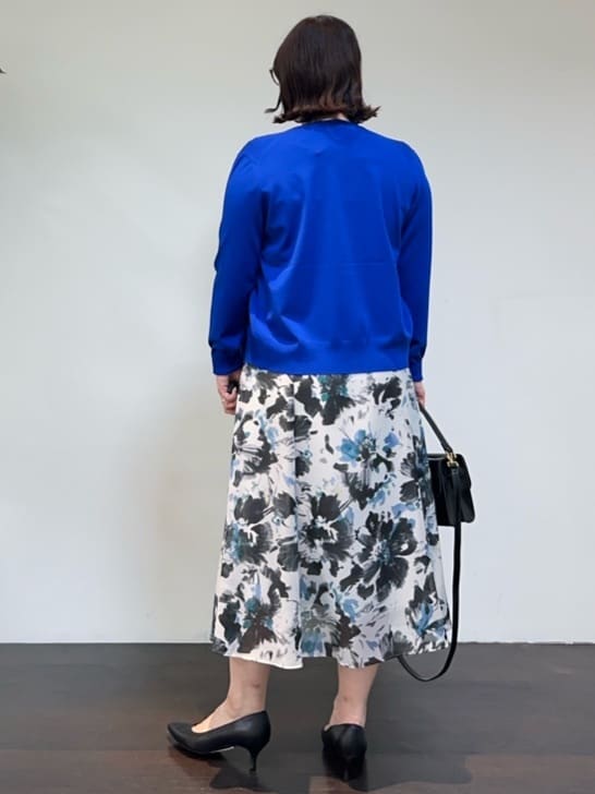 Asamiさんの「UNTITLED｜【アンサンブル可/薄手】ベーシッククルーネックカーディガン」を使ったコーディネート