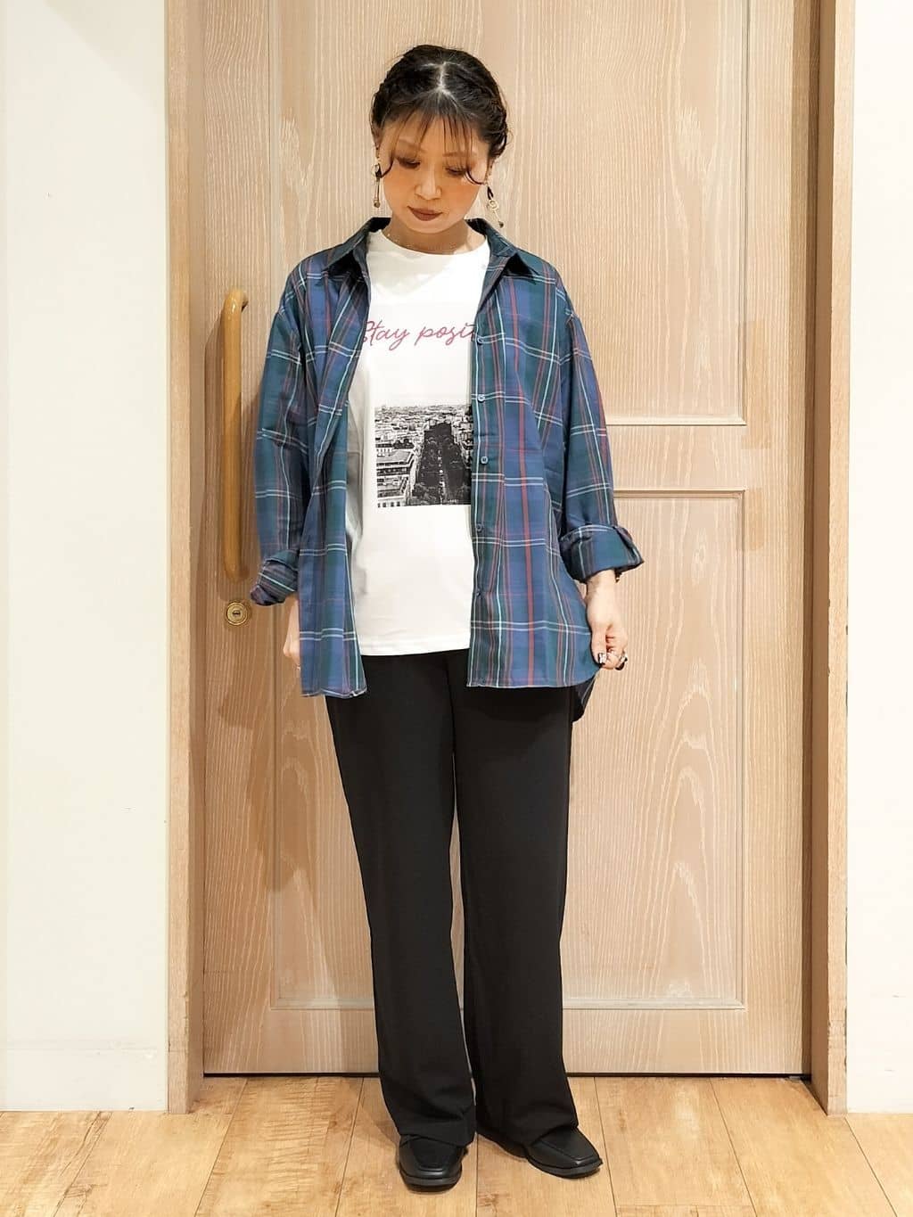 YUKIさんの「SHOO･LA･RUE｜【洗濯機可/S-LL】程よい抜け感 大人のチェックシャツ」を使ったコーディネート
