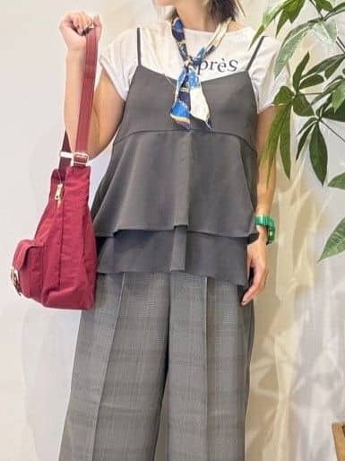 misakiさんの「SHOO･LA･RUE｜【S-LL/セットアップ可/洗濯後しわになりにくい】きちんと見え タックワイドパンツ」を使ったコーディネート
