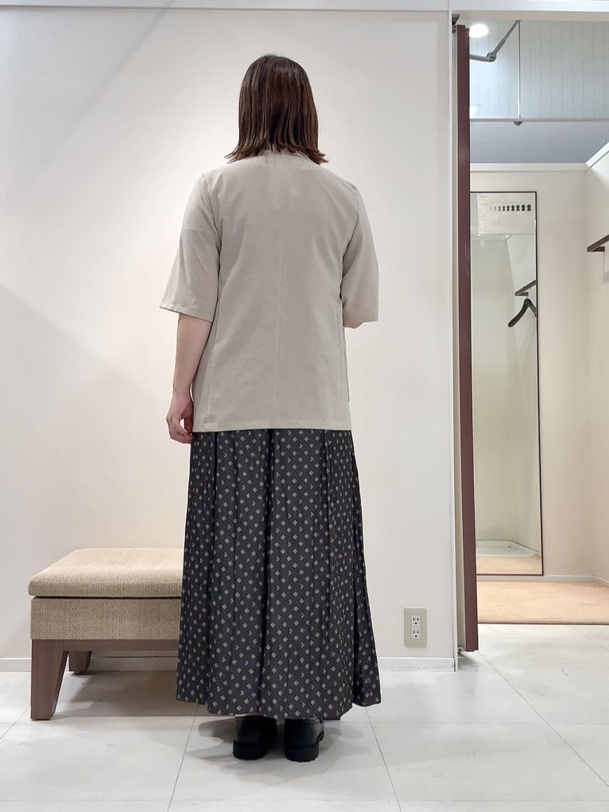 YUIさんの「UNTITLED｜【吸水速乾/洗える】ハーフスリーブジャケット」を使ったコーディネート