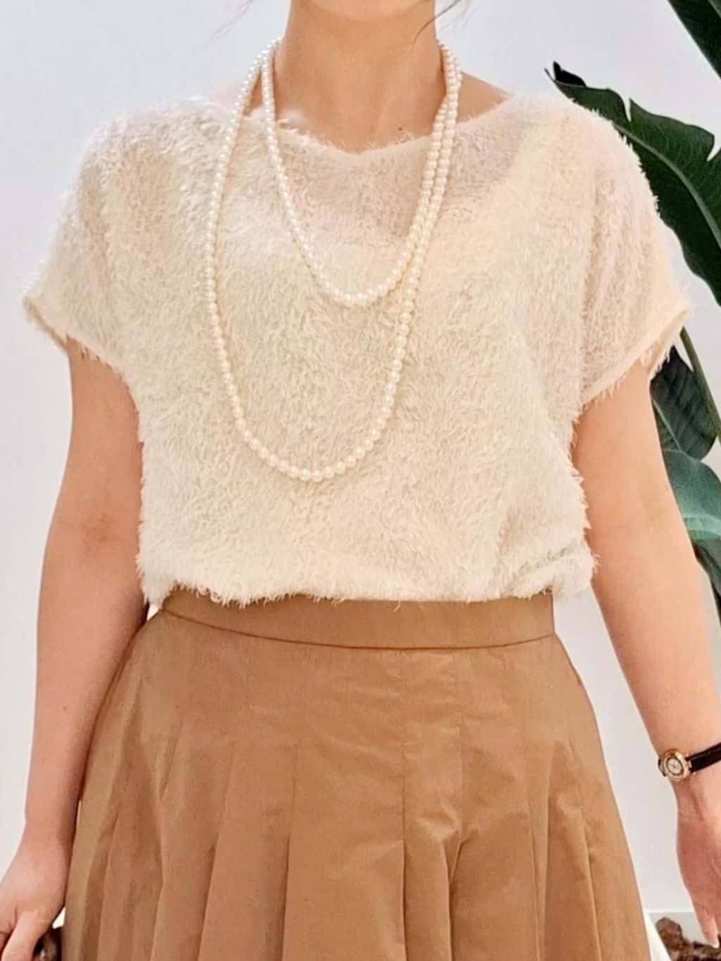 YuKaRiさんの「UNTITLED｜【セットアップ可/洗える】フェザーフレンチスリーブブラウス」を使ったコーディネート