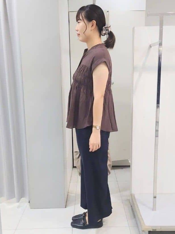AZUSAさんの「Reflect｜【二の腕さりげなくカバー】シャーリングブラウス」を使ったコーディネート