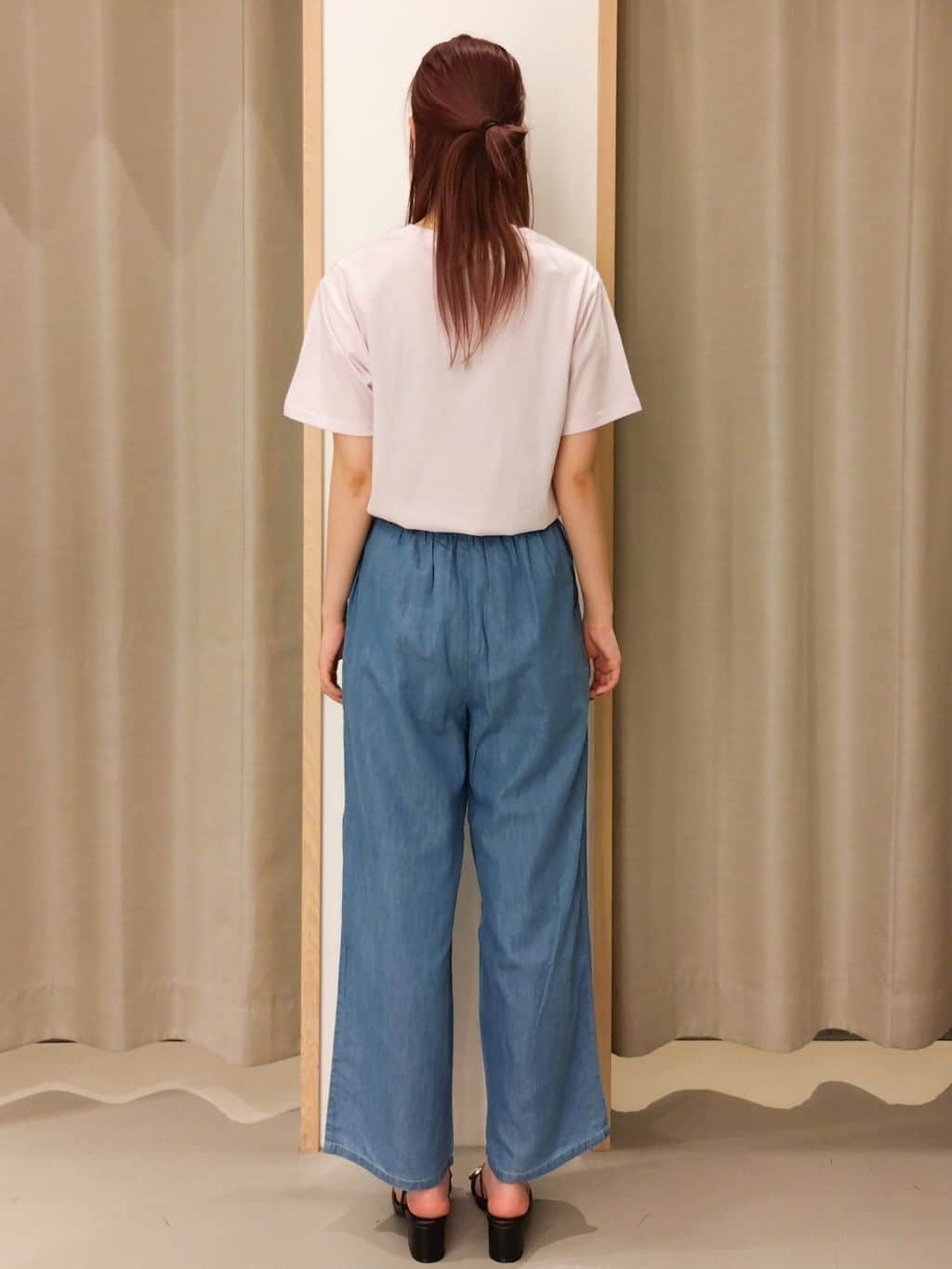 ミリさんの「THE SHOP TK｜フォトアソートTシャツ【接触冷感/UV/毛玉になりにくい/洗濯機OK】」を使ったコーディネート