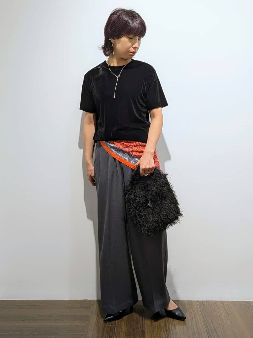 4410さんの「THE SHOP TK｜シアーベロアカットソー【洗える】」を使ったコーディネート