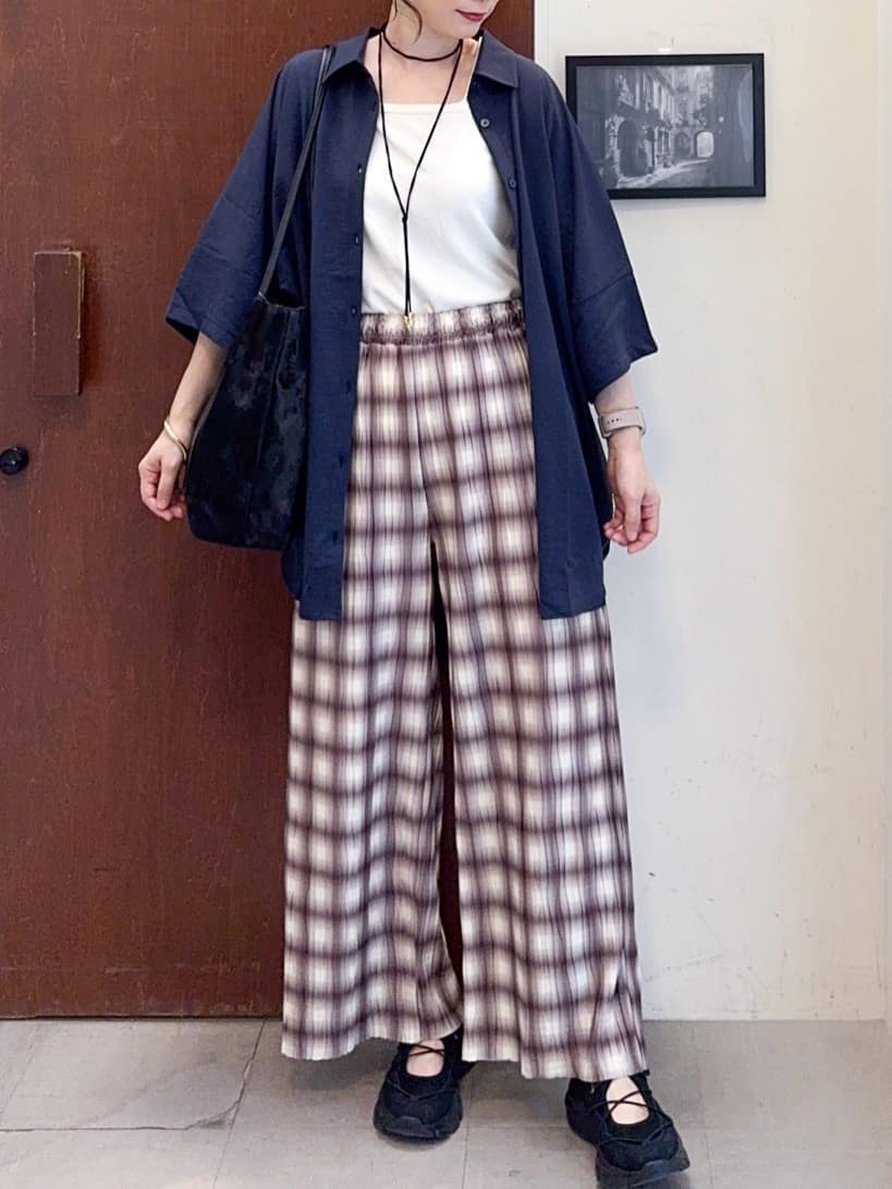 𝐇𝐢𝐫𝐨𝐦𝐢さんの「SHOO･LA･RUE｜【S-LL/ひんやり/前後2WAY】シンプルだから使いやすい テレコTシャツ」を使ったコーディネート