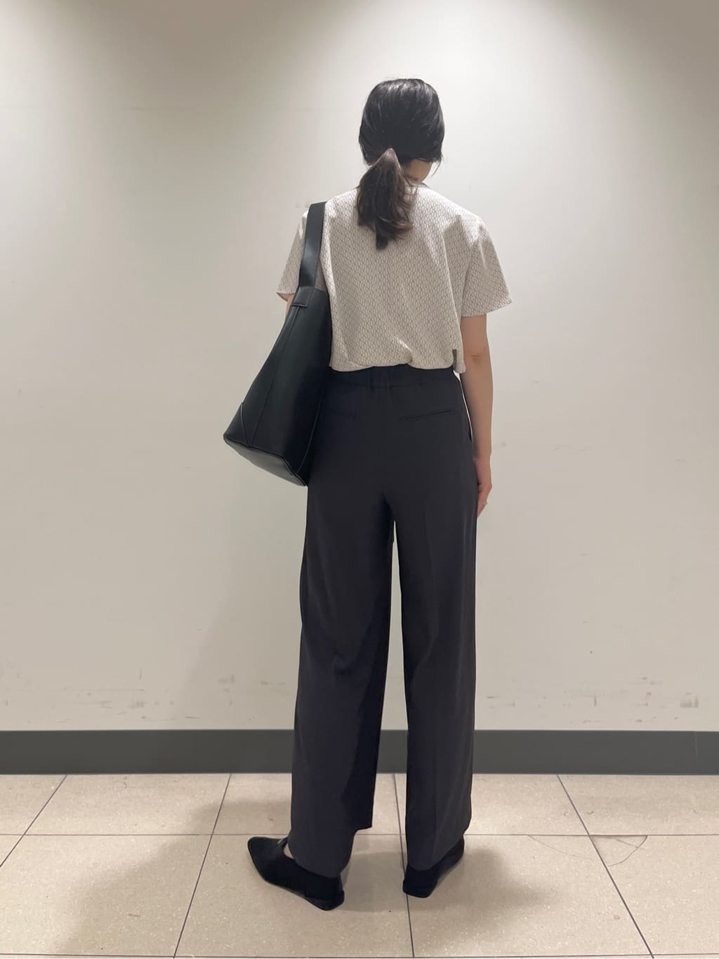 shokoさんの「INDIVI｜【着心地◎！】タックワイドパンツ」を使ったコーディネート