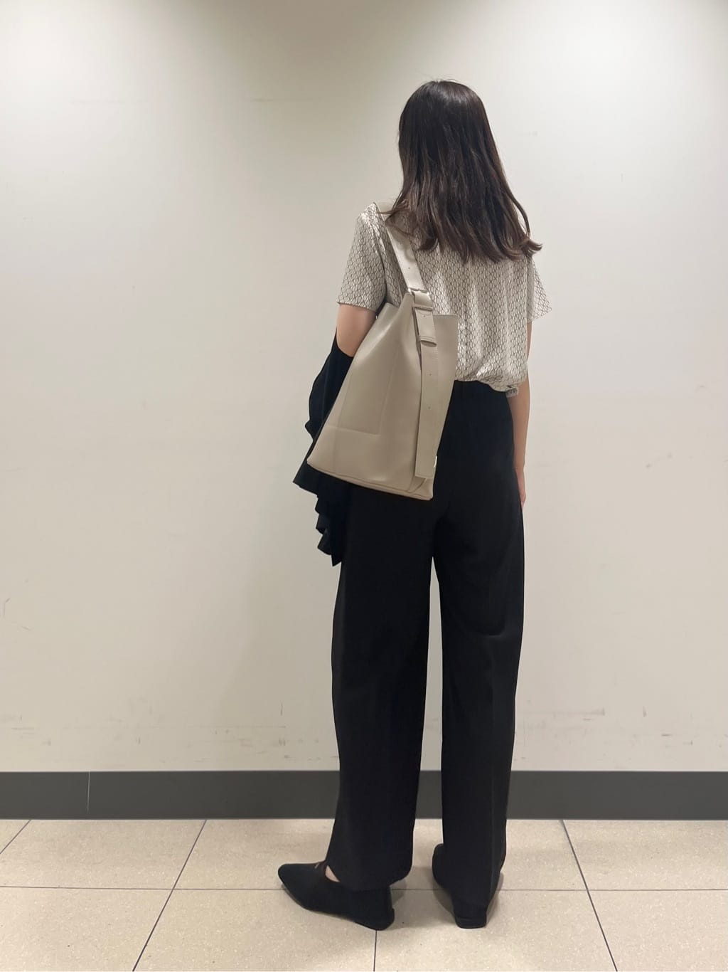 shokoさんの「INDIVI｜【着心地◎！】タックワイドパンツ」を使ったコーディネート