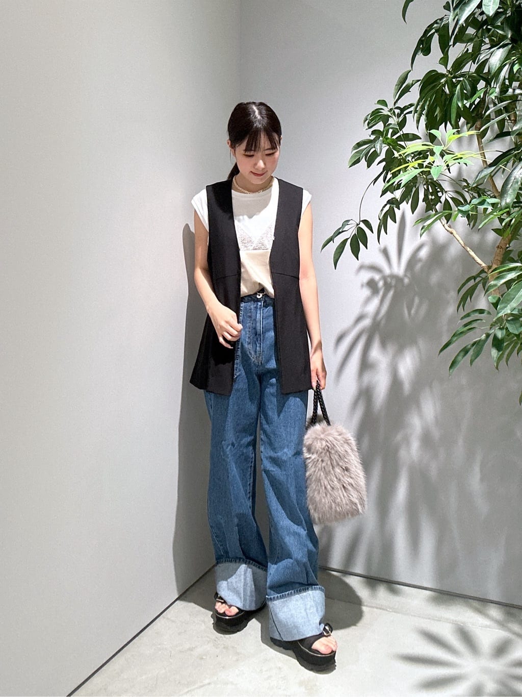 Renoさんの「INDIVI｜キャミセットカットソー」を使ったコーディネート