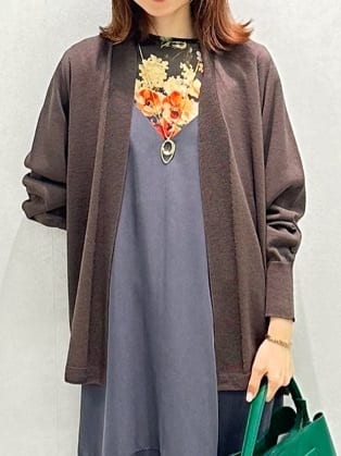 Miwaさんの「UNTITLED｜【セットアップ可/花柄エレガント】アンティークフラワー柄ブラウス」を使ったコーディネート