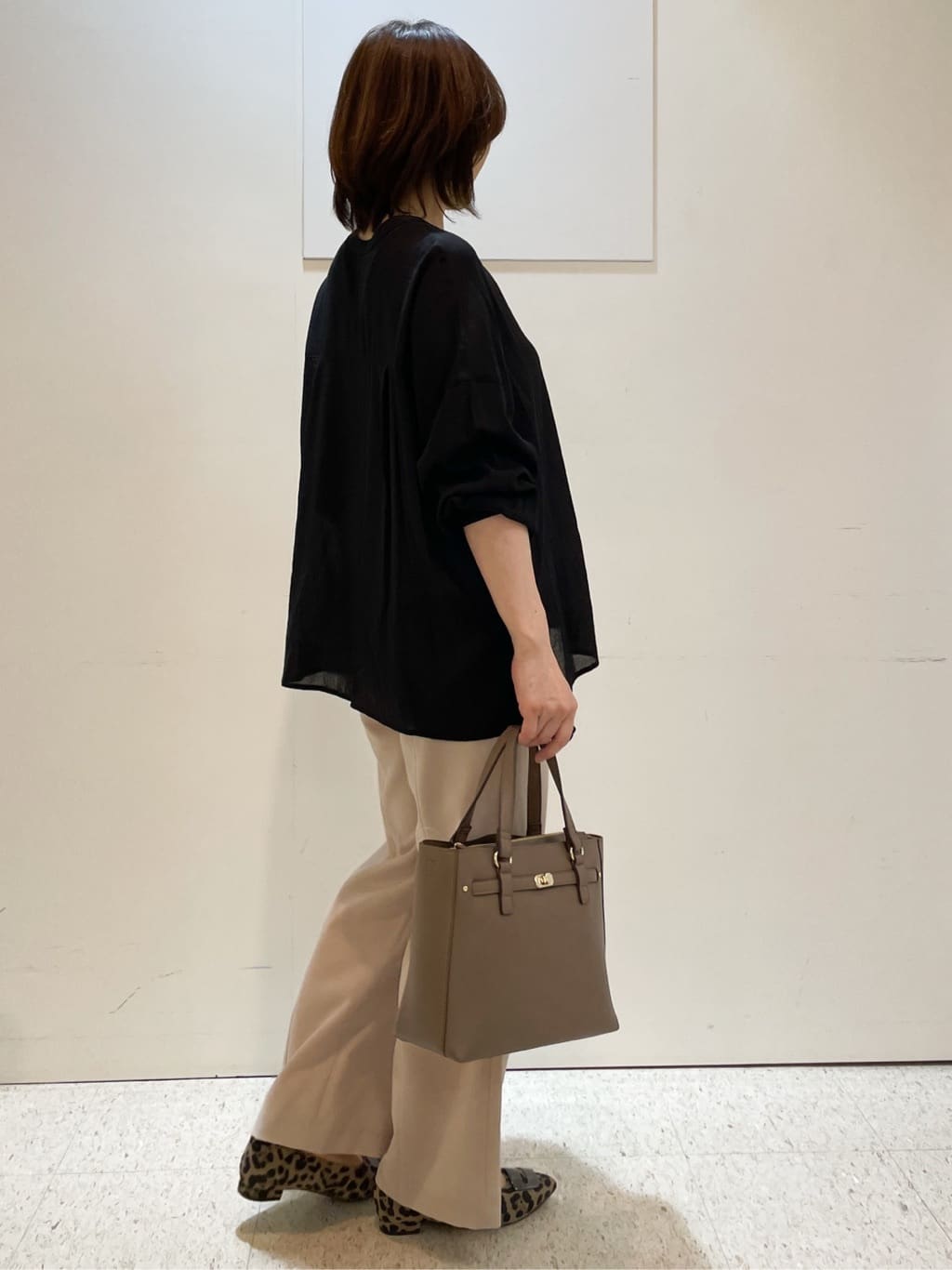 めいさんの「Reflect｜【接触冷感／マシンウォッシュ可／ウエスト総ゴム】ワイドシルエットパンツ」を使ったコーディネート