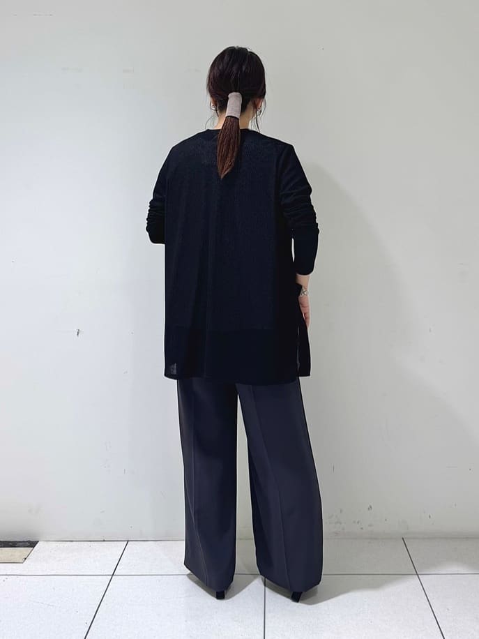 そんさんの「INDIVI｜【洗える／シアーストライプ柄】着流しジャージカーディガン」を使ったコーディネート