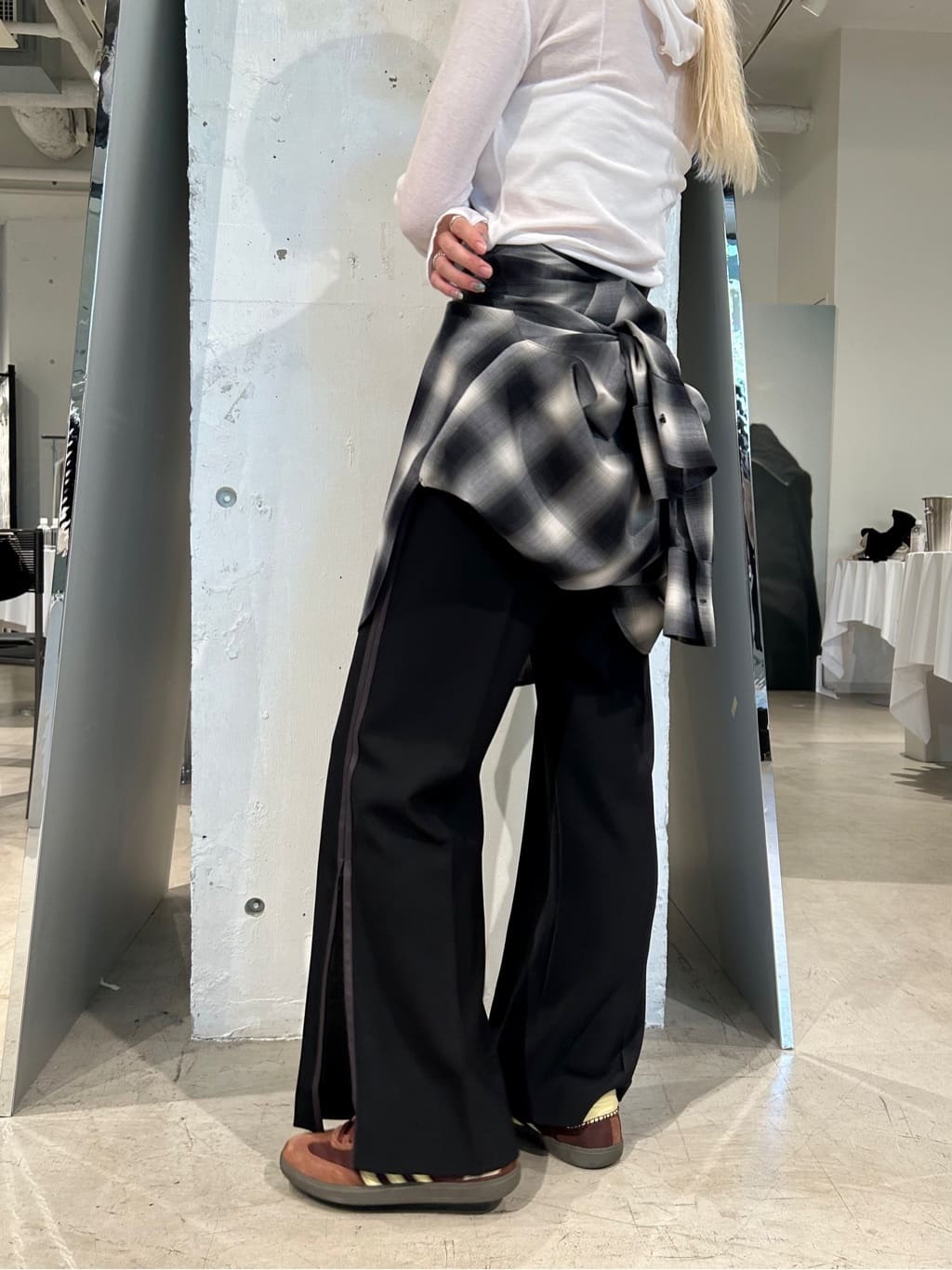honoka Aさんの「CODE A｜shadow check over shirt」を使ったコーディネート
