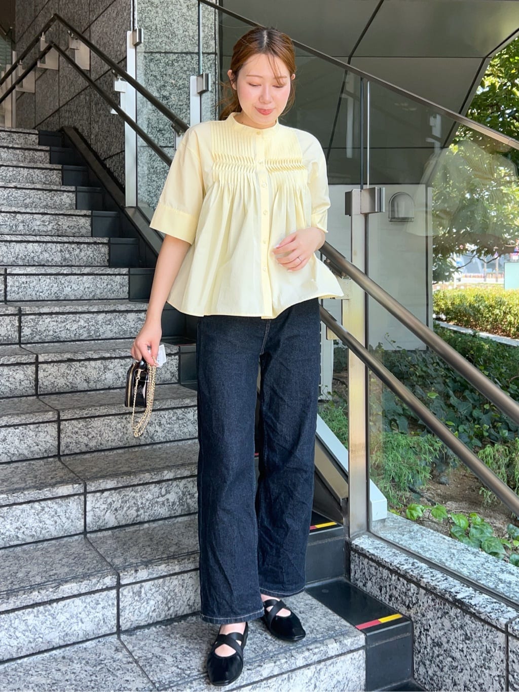 Risaさんの「OPAQUE.CLIP｜ピンタックフレアシャツ【洗濯機洗い可】」を使ったコーディネート